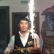 Торжественная подача праздничной индейки.